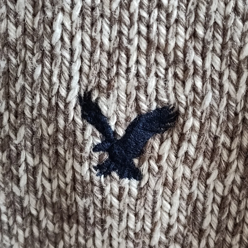 American Eagle Outfitters Men's Brown & Cream Crewneck Sweater | Medium - Picture 4 of 7